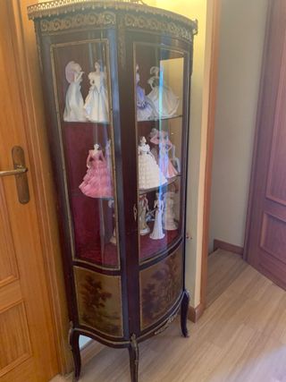 Vitrina estilo Luís XV