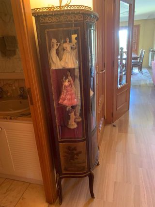 Vitrina estilo Luís XV