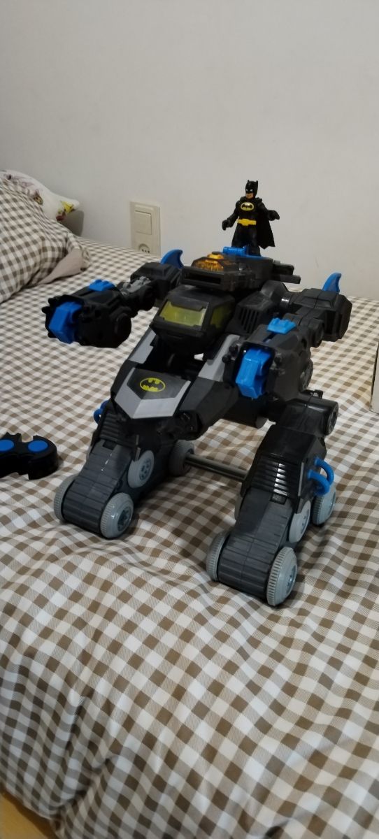 BATMAN COCHE TRANSFORMABLE