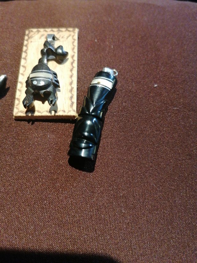 Lote de 6 Colgantes coral negro y nacar