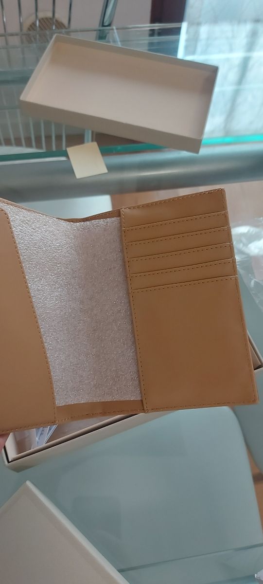 Set guess portapassaporto 