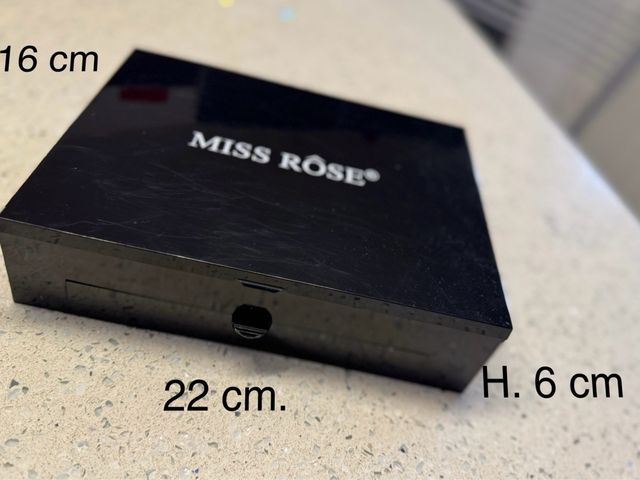 Scatola trucchi, trousse make-up