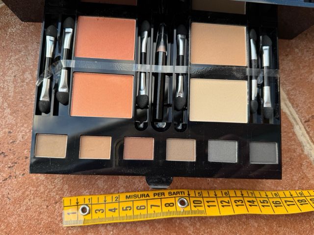 Scatola trucchi, trousse make-up