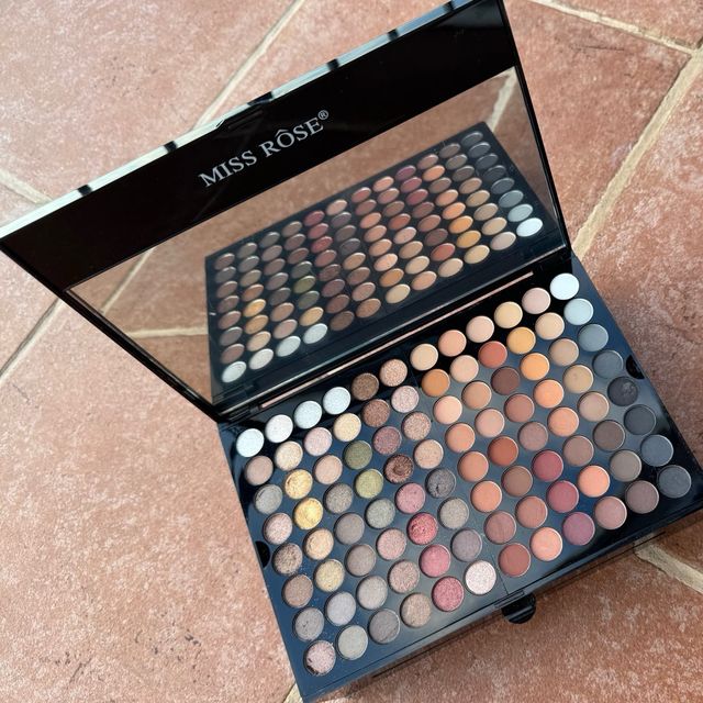 Scatola trucchi, trousse make-up