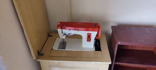 Maquina de coser singer