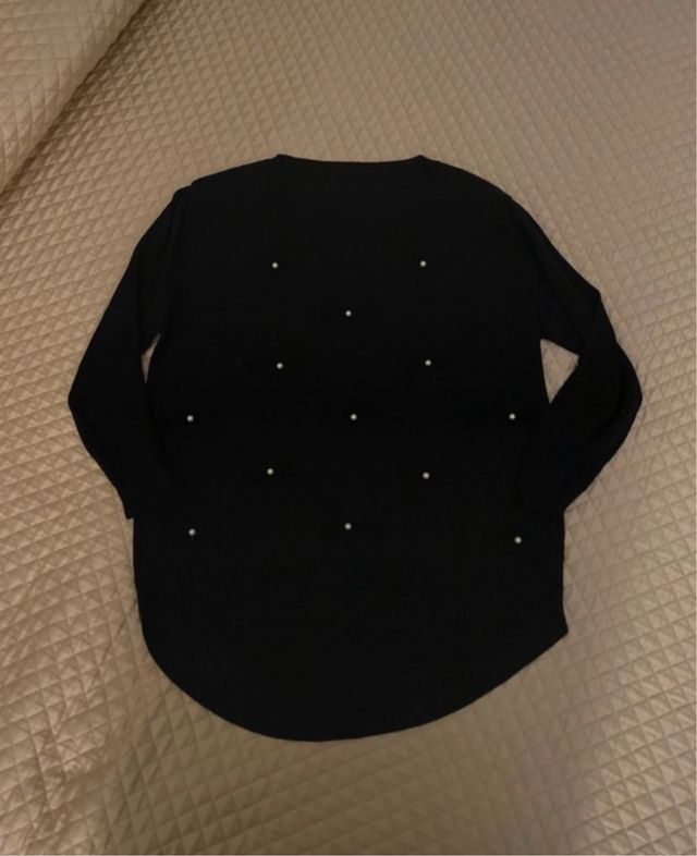 Maglia donna nera con perle tg. S/M nuova