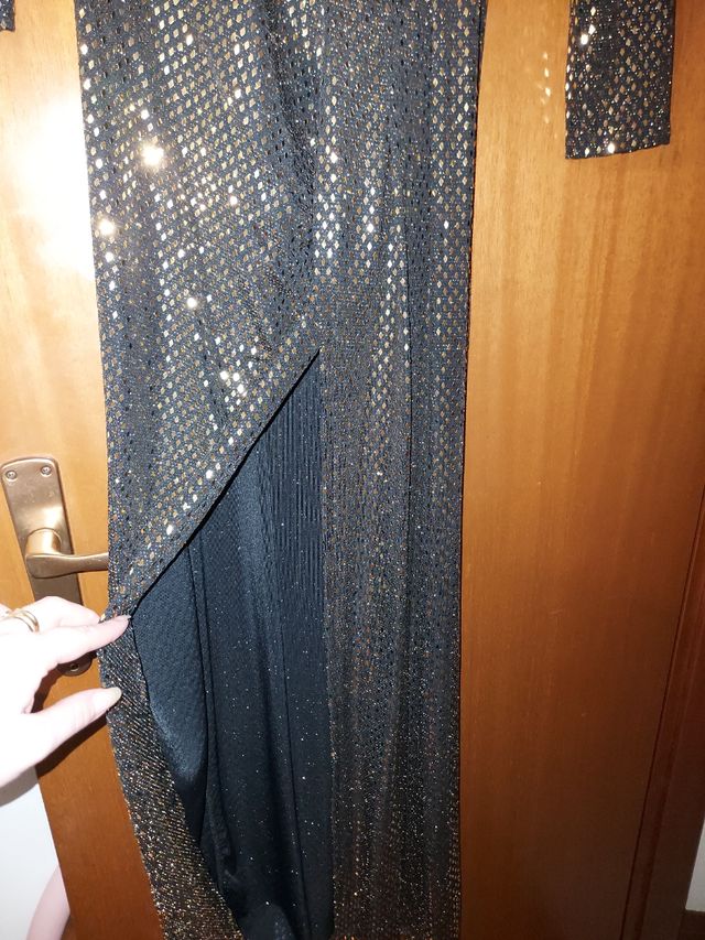 Vestito nero e oro con paillettes