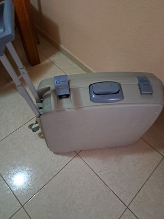 Maleta con ruedas