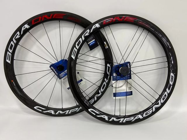 Ruedas Campagnolo Bora One 50