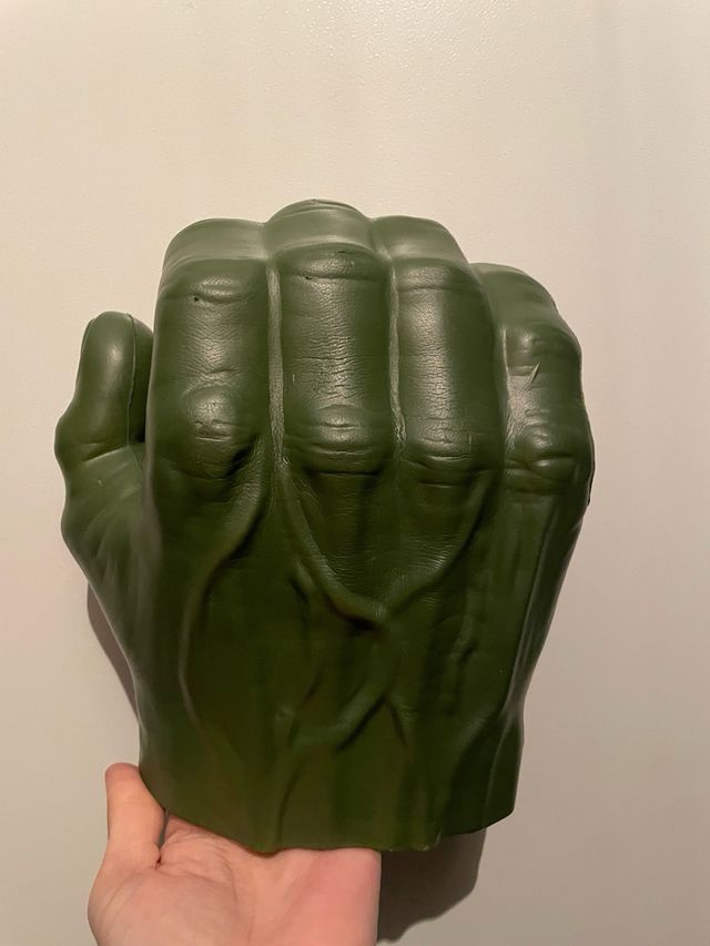 Guante hulk