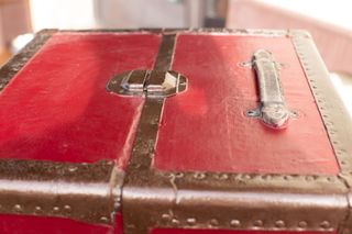 Baúl de viaje antiguo restaurado