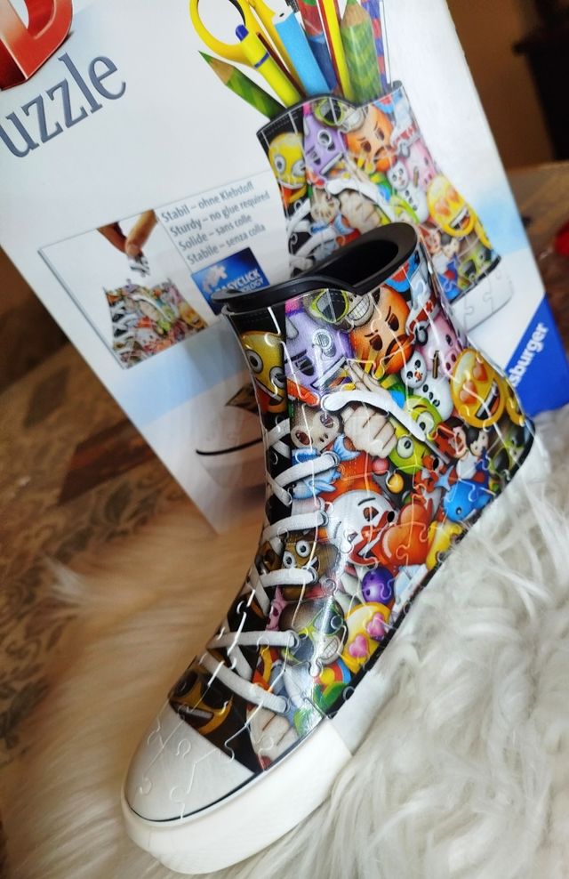 Puzzle 3D bota emojic