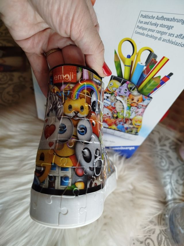 Puzzle 3D bota emojic