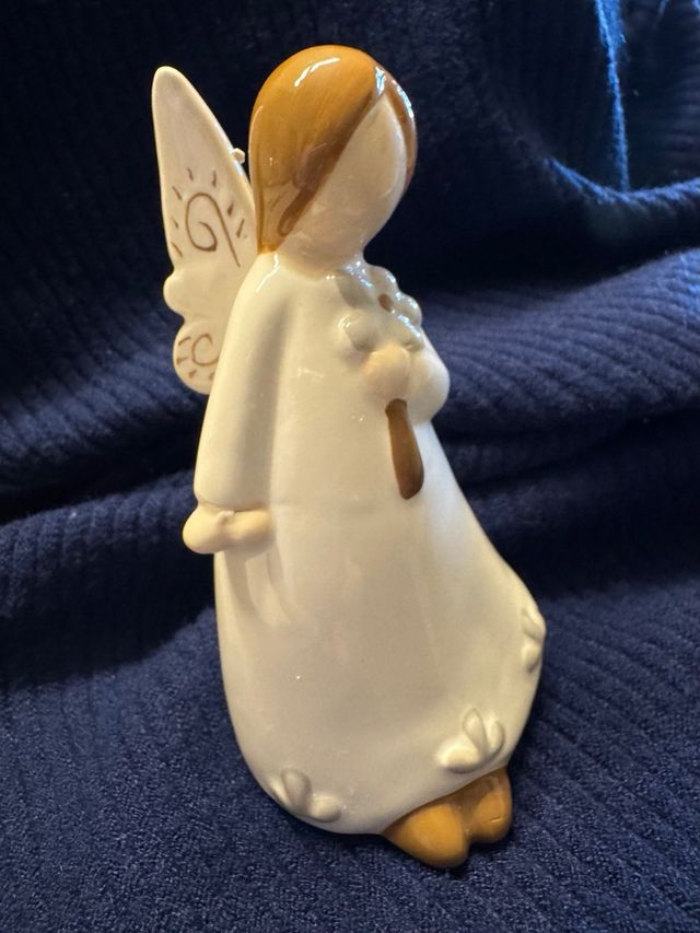 Angioletto ceramica beige -