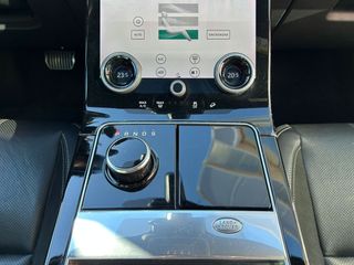 Land-Rover Range Rover Velar 2.0 D240 177kW R-Dynamic 4WD Auto