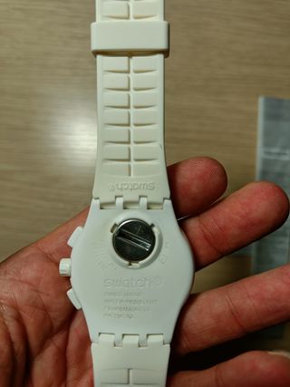 Reloj Swatch blanco