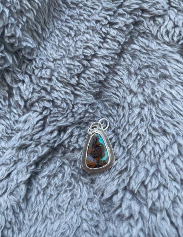 Colgante plata opalo boulder