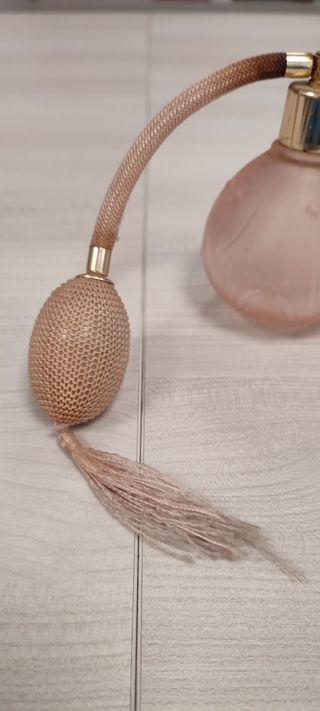 Porta profumo dispenser e nebulizzatore