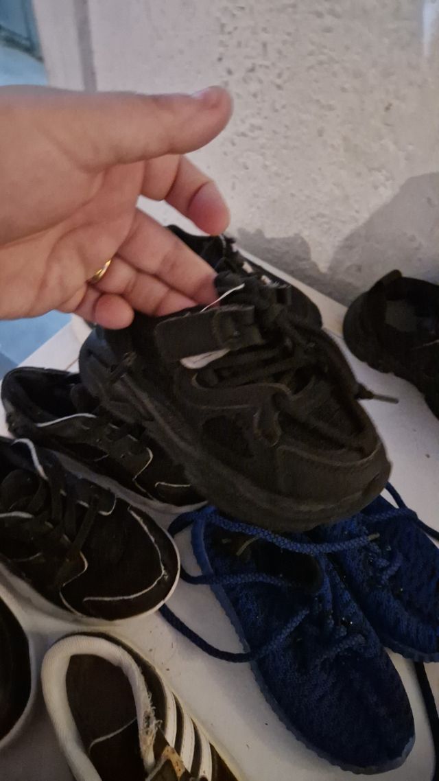  Lote Zapatillas 26 niño