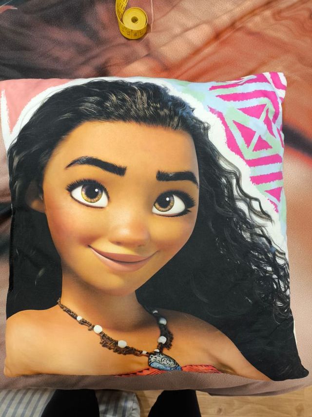 Cojín. Vaiana. Moana. Disney. 40x40. Perfecto esta
