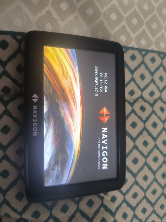 Navigatore GPS portatile Navigon