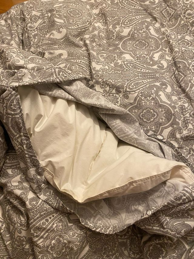 EDREDON Y FUNDA REGALO COJINES