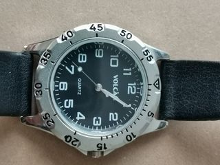 RELOJ VOLCAN QUARTZ cm . 37