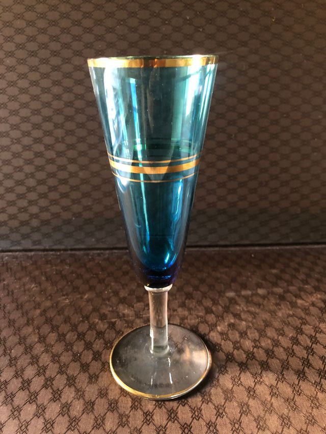 Copas Azules con Detalles Dorados (4 uds)