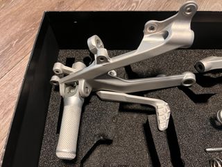 Estriberas Originales Ducati Panigale V4 2020