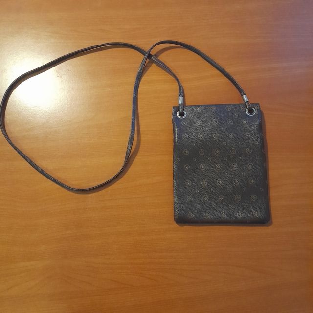Tracolla borsetta pelle marrone. Tasche
