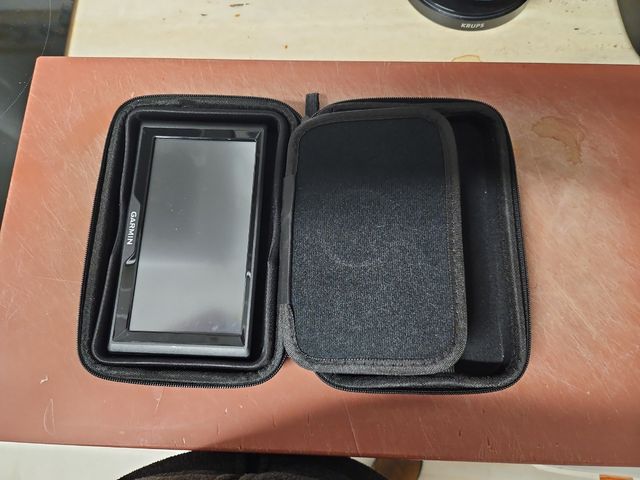 FUNDA GARMIN DRIVE 61