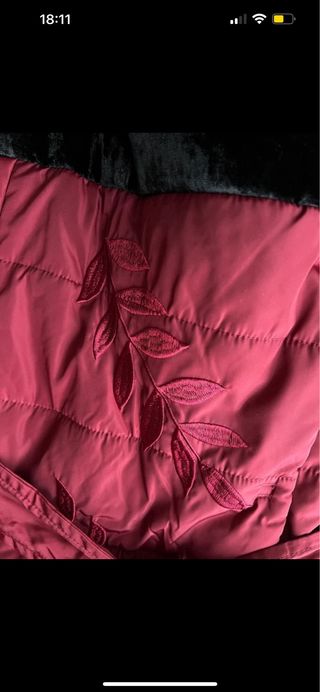 Chaqueta Niza bordada burdeos y terciopelo negro