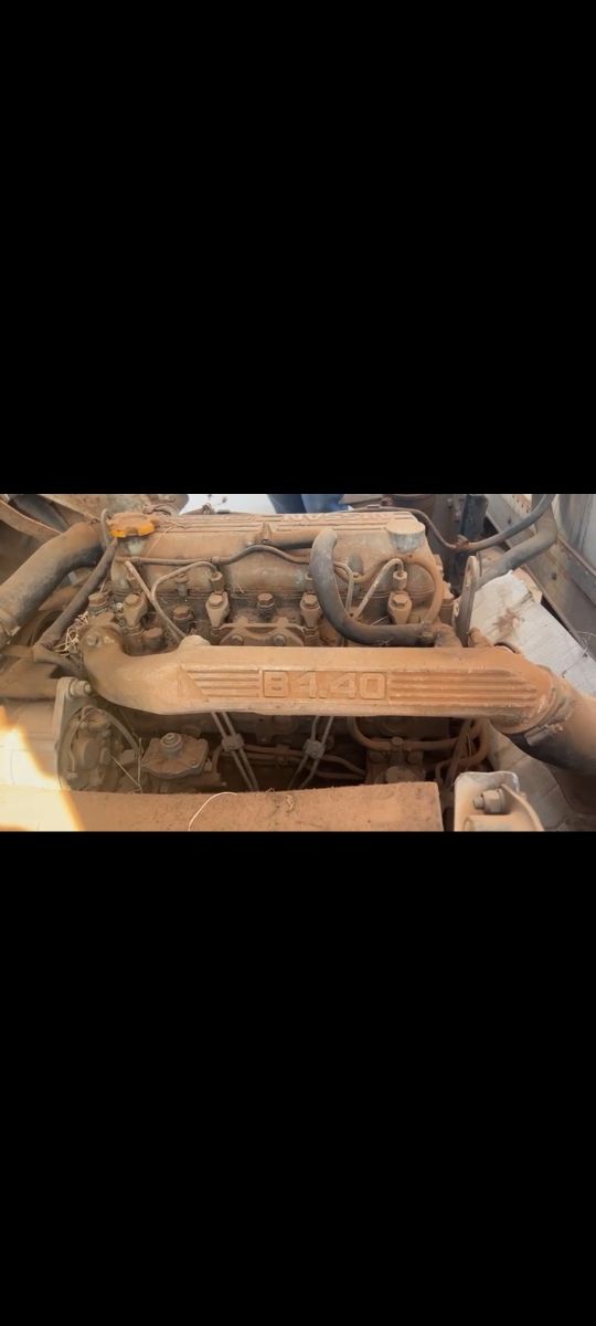 Motor B4.40 bomba mecánica 