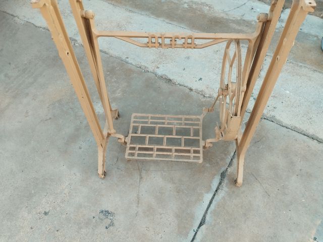 Base de máquina de coser