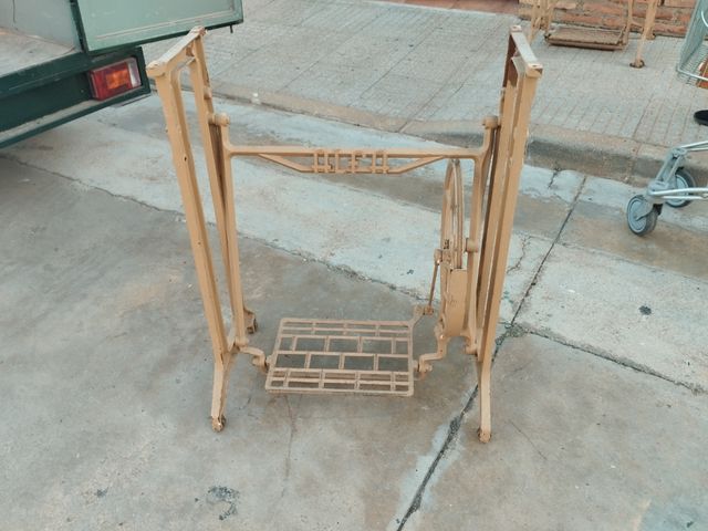 Base de máquina de coser