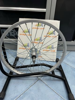 Rueda trasera 20” para piñon 6/7v rosca 