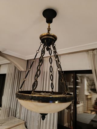 Elegante Lámpara de mármol y bronce