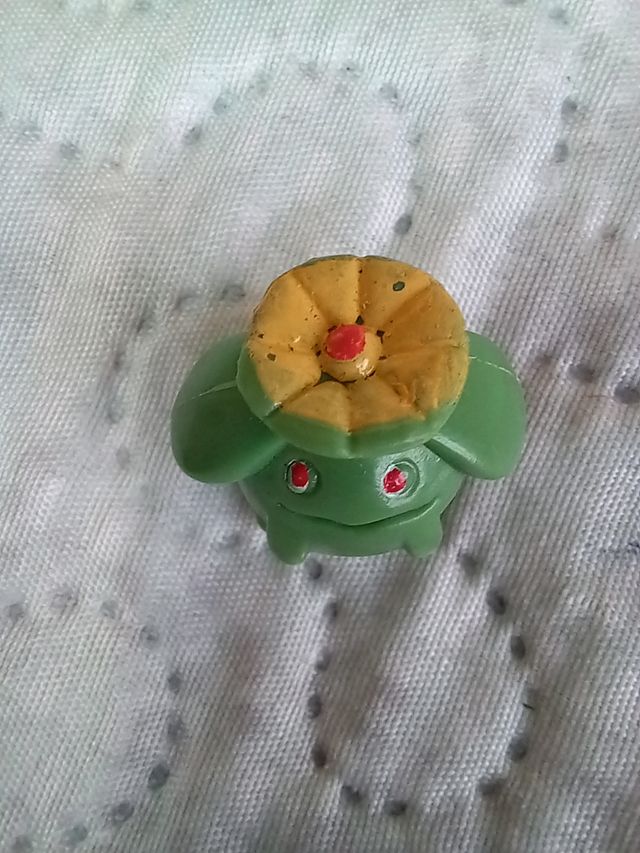 Mini figura Pokemon Skiploom