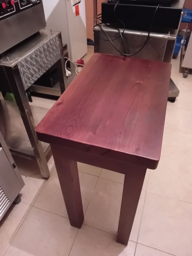 Mesa de madera maciza