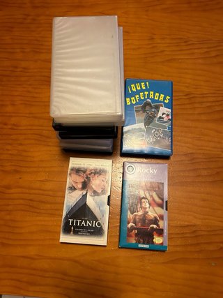 VHS Titanic, Rocky y que bofetadas