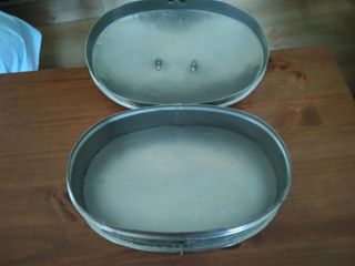 Caja metálica repujado