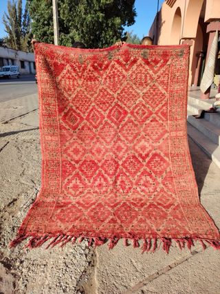 Tappeto berbero vintage colorato