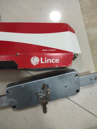 Cerradura persiana garaje