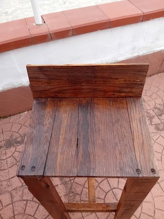 Sgabelli in legno