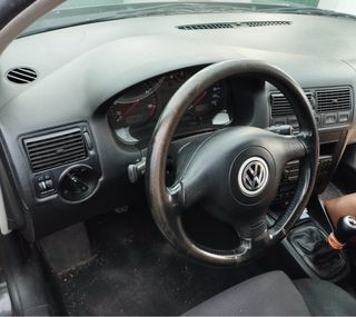 Volkswagen Golf 2001