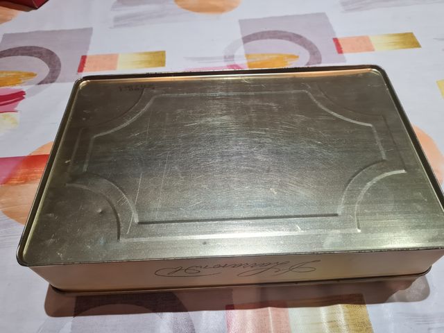 Lazzaroni scatola latta