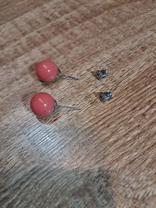 Pendientes de coral rosa