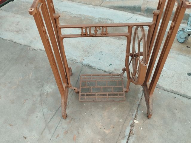 Base de máquina de coser