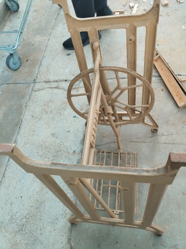 Base de máquina de coser