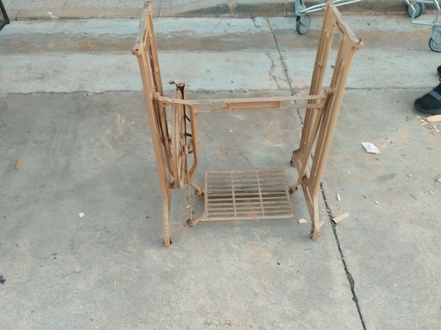 Base de máquina de coser